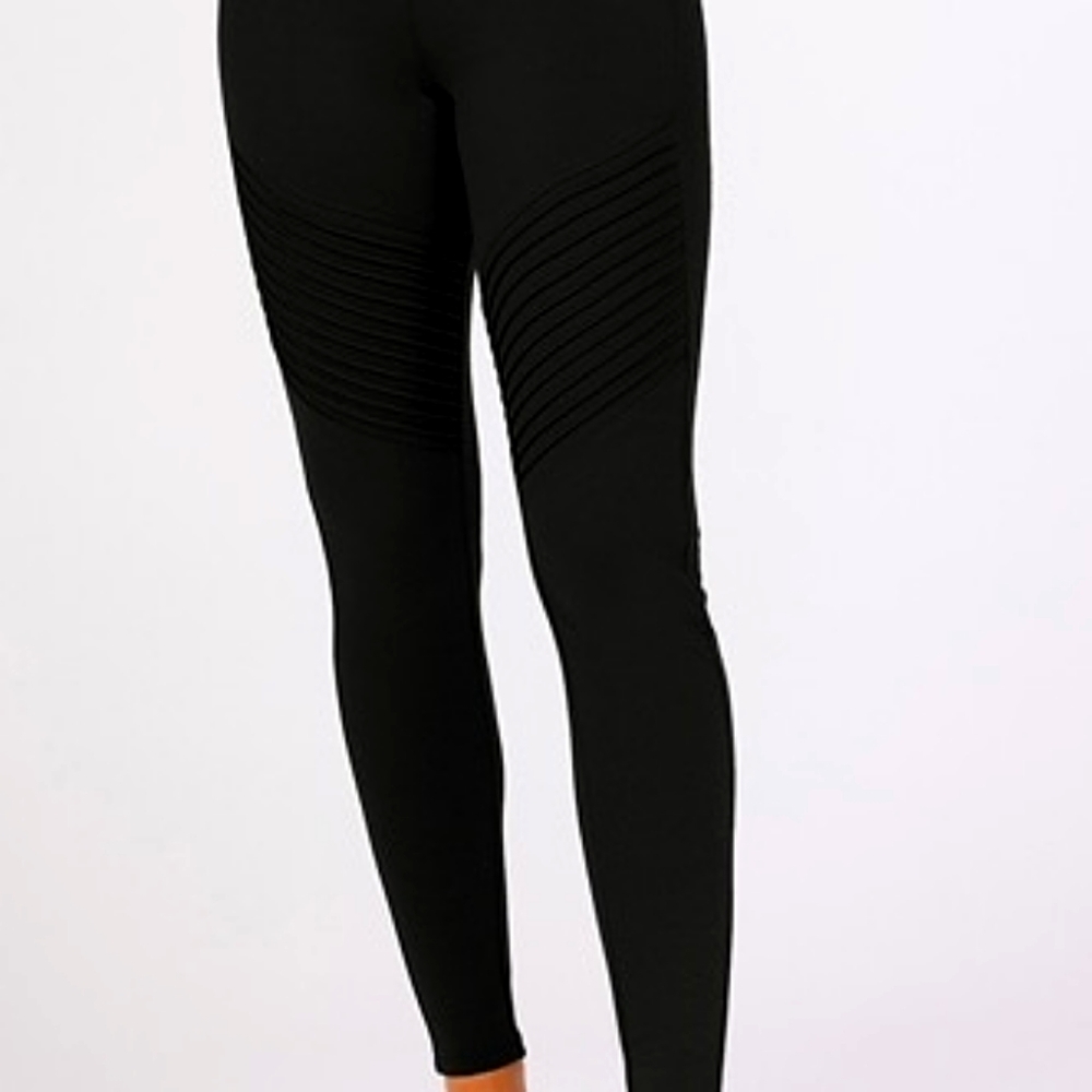 ACTIVE USA PINTUCK PONTE PANTS